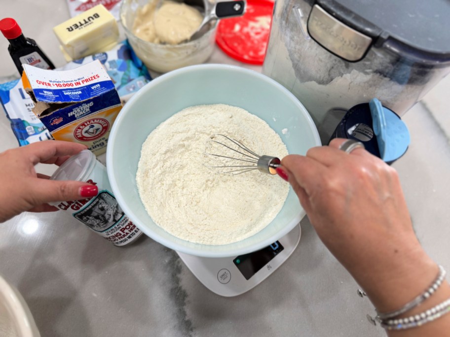 mixing dry cookie ingredients