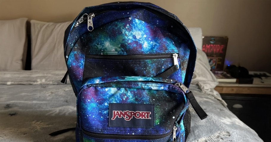 JanSport Backpacks Only $13.73 on Macys.online (Reg. $55)