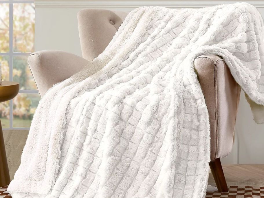 Royal Luxe Reversible Micromink to Faux-Sherpa Tie-Dye 50" x 60" Throw