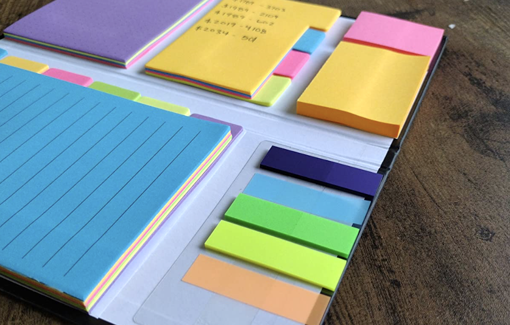 Post it notes set 