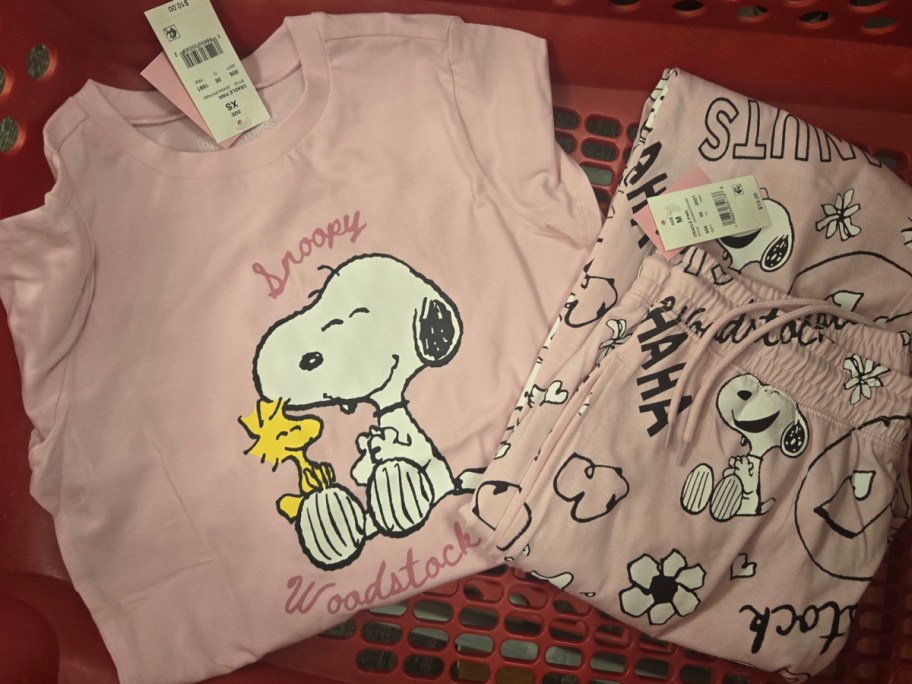  woman snoopy shirt and women pants