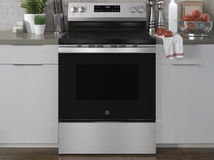 GE 30in 4-Burner Element Free-Standing Electric Range