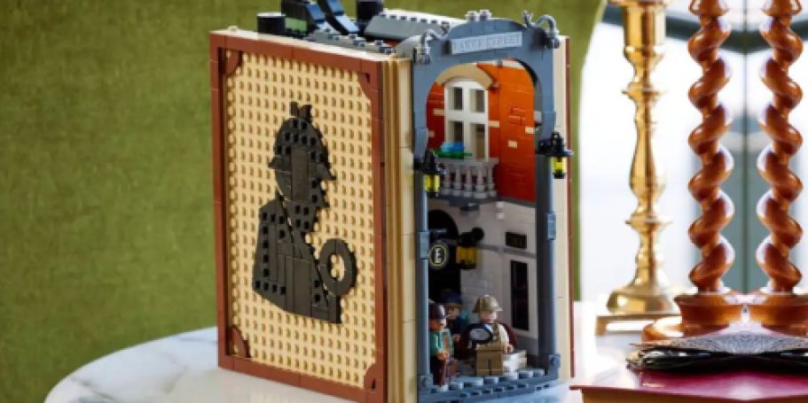 LEGO Sherlock Holmes Book Nook Available to Pre-Order NOW (+ More New Releases)