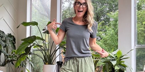 Collin’s Go-To Tee Only $15 Shipped – Thousands of 5-Star Reviews!