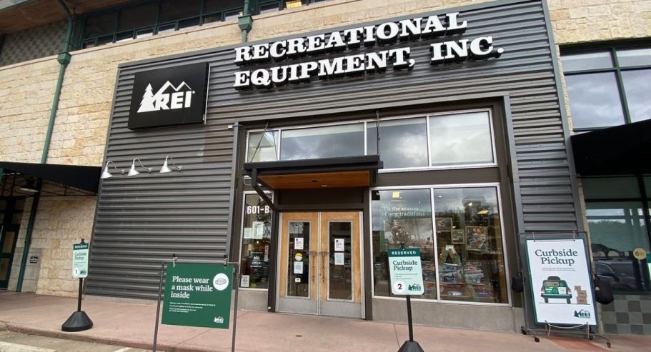 Up to 60% Off REI Sale = Hot Buys on The North Face, Free Country & More