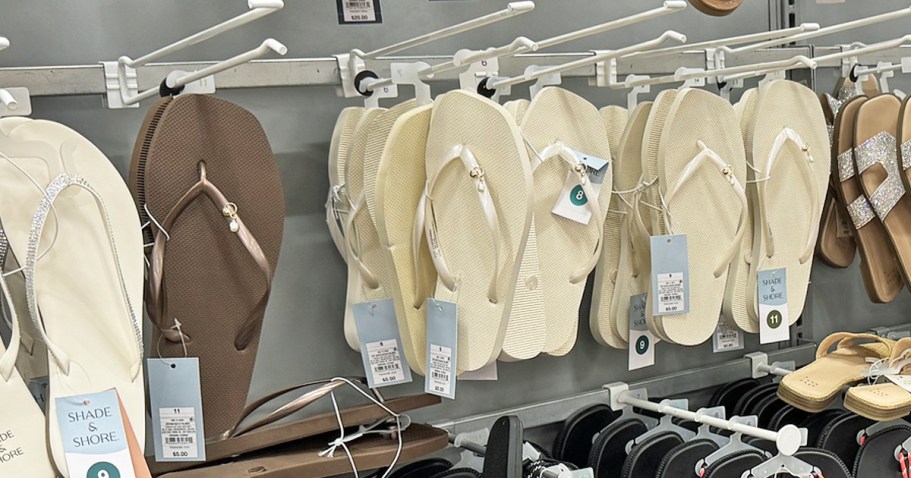 Target Women’s Flip Flops Just $1 – Today ONLY!