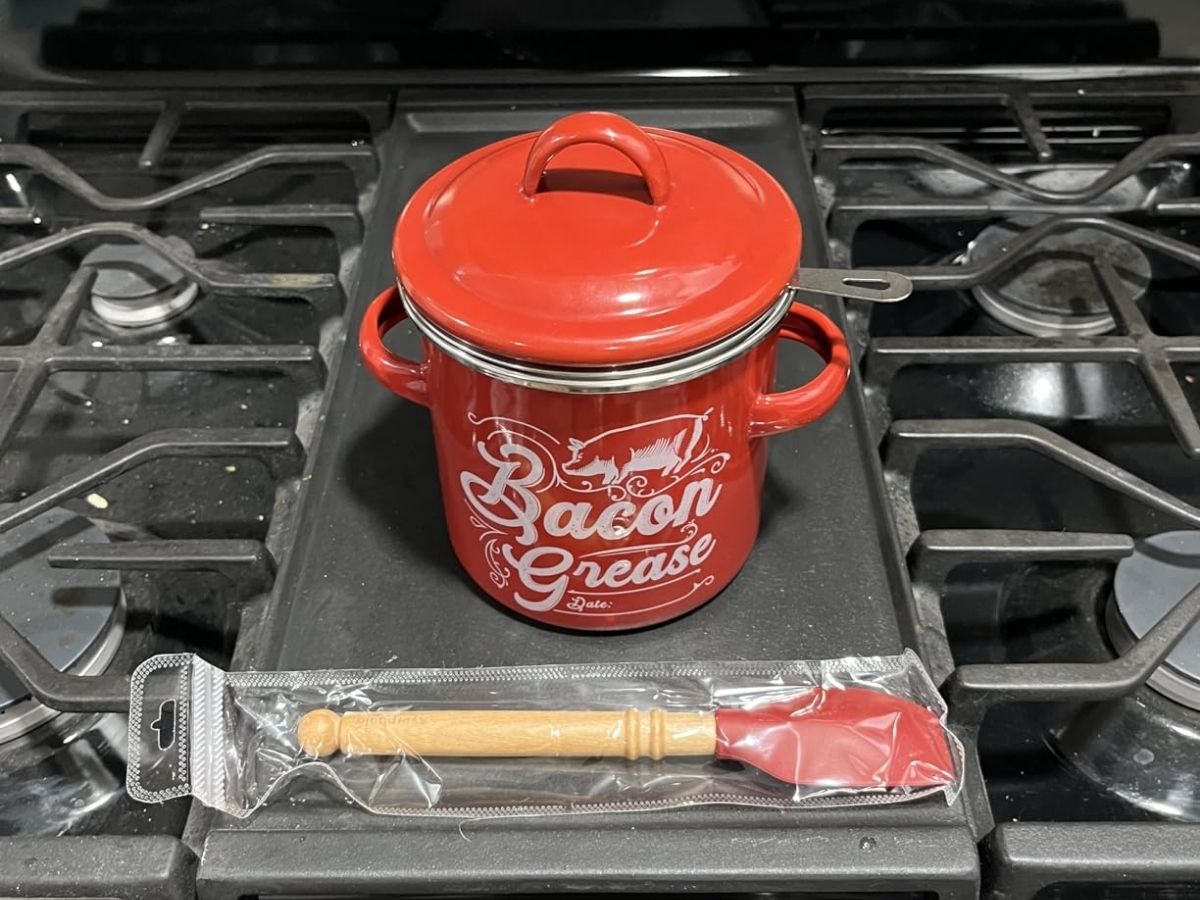 Bacon Grease Saver w/ Built-In Strainer Only $13.49 on Amazon