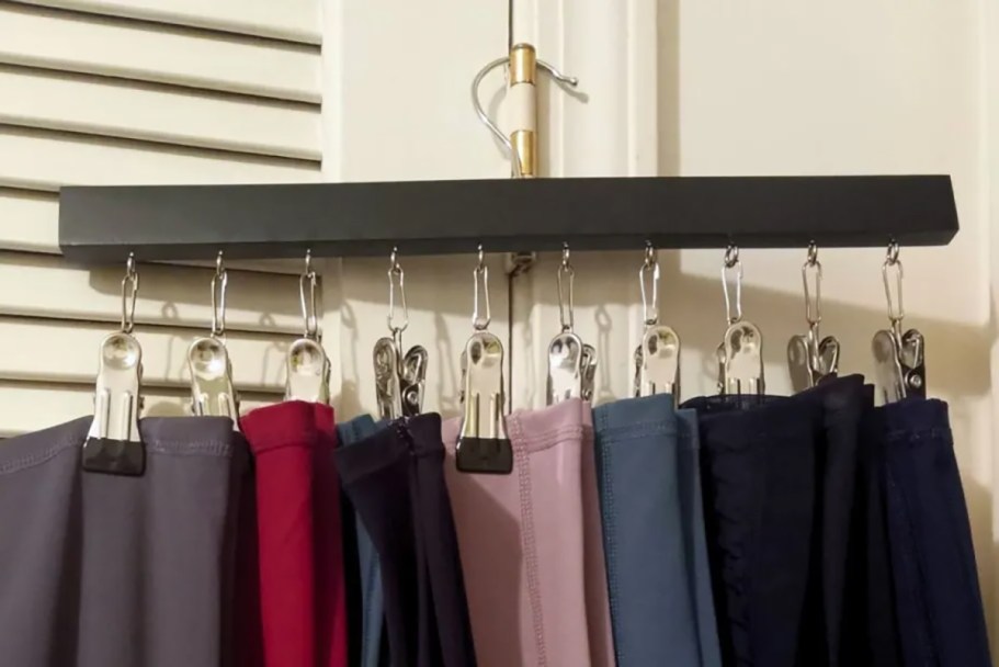 Leggings Organizer 2-Pack Just $10.39 on Amazon | Holds 10 Pairs!