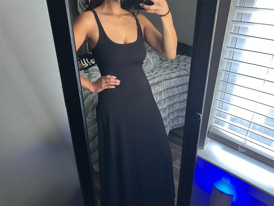 Last Chance to Score 50% Off  Old Navy Dresses – Team Fav Maxi Only $20!